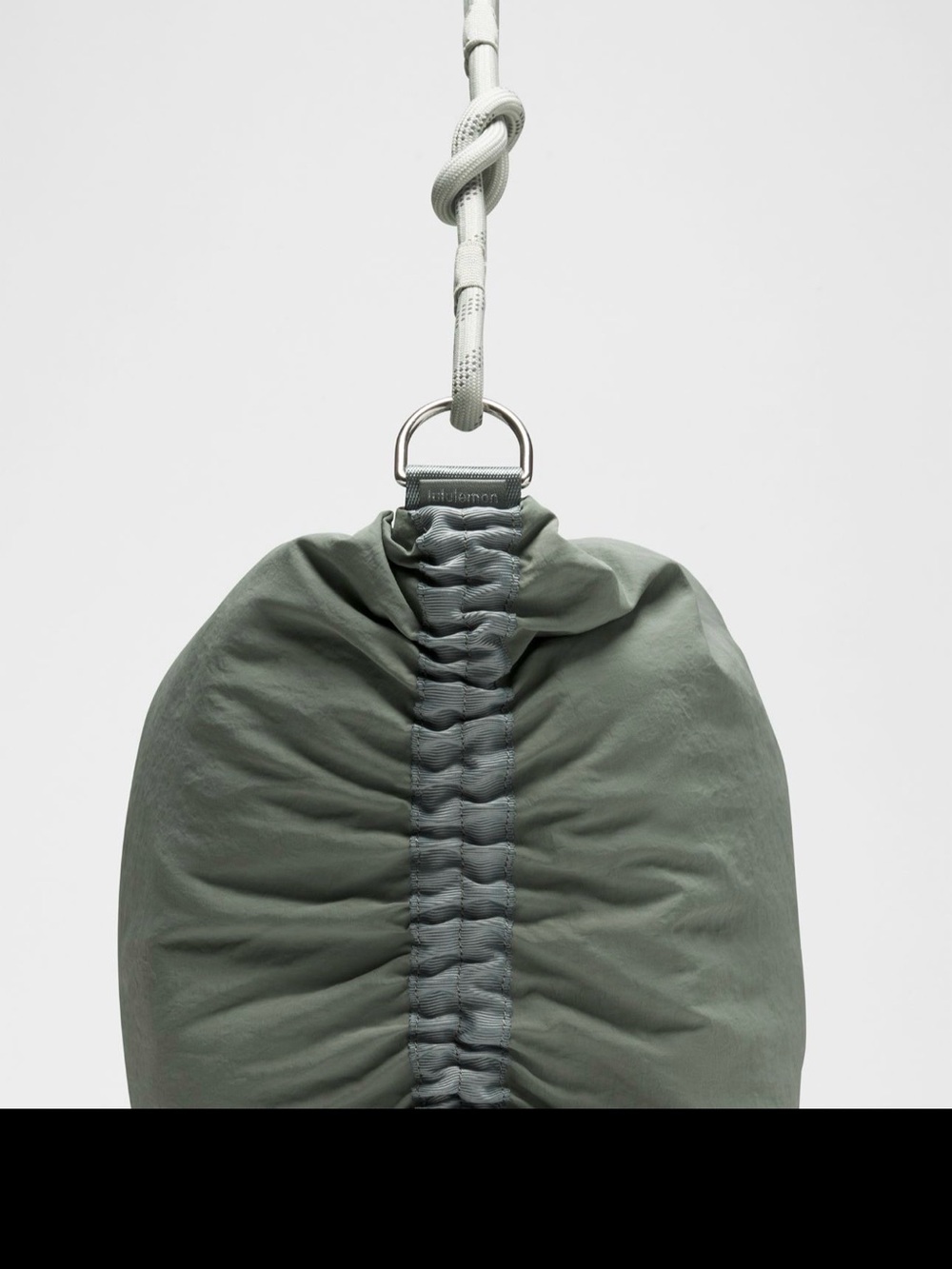 Lululemon Ruched Crossbody Bag-16L
Willow Leaf/Meadow Haze/Silver - Picture 2 of 7
